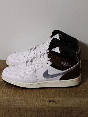 Jordan 1 Mid SE 'White Brown Blue Grey' (GS) Kid's Size 6.5Y